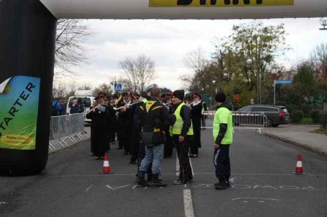 "Bieg między pomnikami" z historią w tle - podziękowanie